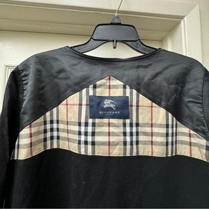 Burberry Wool Under Coat  Warmer